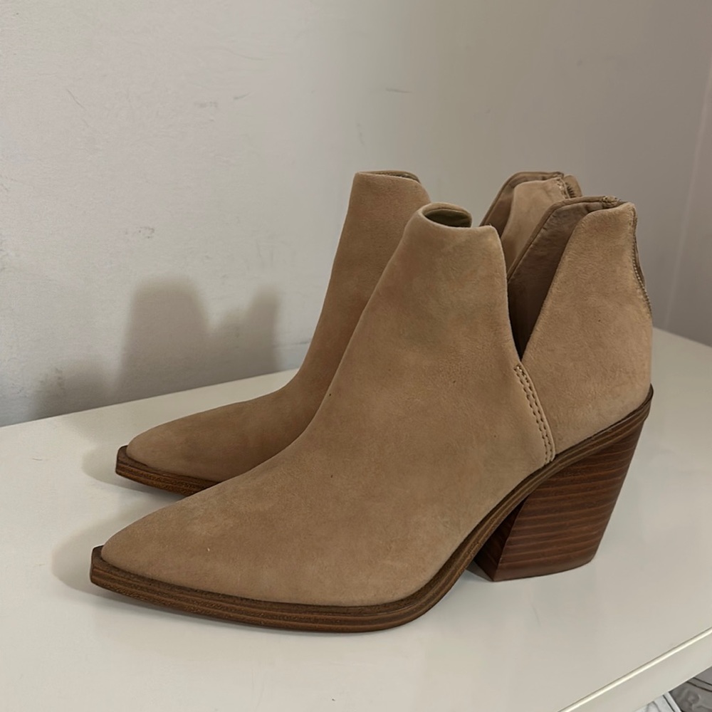 Vince Camuto Gigietta Suede Bootie